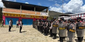 Polres Lanny Jaya Hadir Dalam Rangka Mengamankan Aksi Mimbar Bebas Peringati Hari Aneksasi di Lanny Jaya, Massa Tolak Militer Non Organik