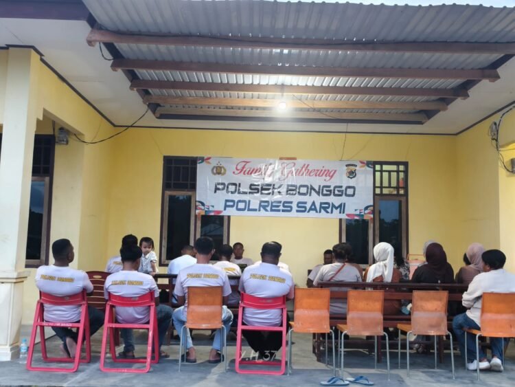 Kebersamaan Keluarga Besar Polsek Bonggo Terjalin dalam Kegiatan Family Gathering
