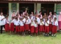 HUT YKB ke-46, PYKB Sarmi Hadirkan Senyum Siswa di Wapoania
