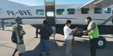 Polsek Tiom Amankan Kedatangan Pesawat Susi Air Pk-bve, Situasi Bandara Kondusif