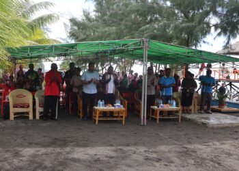 Wakili Kapolres Sarmi, Kabag Log Hadiri Meriahnya Perayaan HUT Pattimura ke-209 di Tafarewar Beach