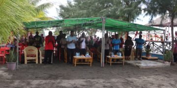 Wakili Kapolres Sarmi, Kabag Log Hadiri Meriahnya Perayaan HUT Pattimura ke-209 di Tafarewar Beach