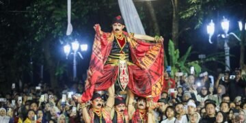 Kirab Milangkala Tatar Sunda, Nuansa Budaya Semarakkan Bandung