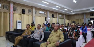 Kapolda Papua Barat Hadiri Pembukaan Pleno XIX Dewan Adat Papua Se-Tanah Papua di Kabupaten Teluk Wondama