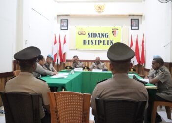 Penegakan Disiplin Internal, Dua Anggota Polres Sarmi Jalani Sidang Disiplin