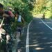 Kodim 1310/Bitung Bersama YTP 916/BS dan Masyarakat Gelar Kerja Bakti Gerakan Indonesia Asri, Bersihkan Jalan Penghubung Kasawari–Makawidey