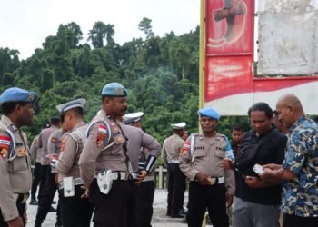 Usai Apel Pagi, Sipropam Polres Sarmi Sidak Kelengkapan Surat Seluruh Personel