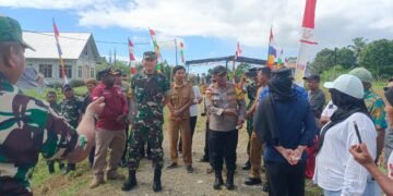 Kapolsek Bonggo Hadiri Ground Breaking Pembangunan Jembatan Garuda di Kampung Kiren