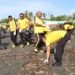 Jelang HUT Bhayangkara ke-80, Polres Sarmi Gelar Bakti Sosial Bersih Pesisir Pantai Kalibagre