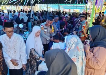 Ratusan Masyarakat Hadiri Santunan Anak Yatim Piatu Sebonggo Raya, Kapolsek Bonggo Turut Hadir