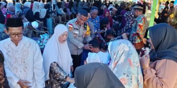 Ratusan Masyarakat Hadiri Santunan Anak Yatim Piatu Sebonggo Raya, Kapolsek Bonggo Turut Hadir
