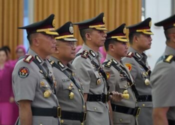 Kapolda Papua Barat Pimpin Sertijab Pejabat Utama dan Dua Kapolres