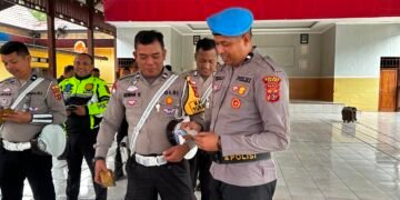 Sipropam Polres Sarmi Rutin Gelar Pemeriksaan Kelengkapan Administrasi Personel