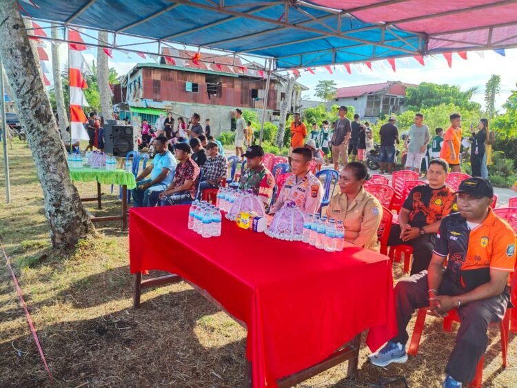 Semarak Gebyar Merdeka, Satpolairud Polres Sarmi Pererat Kebersamaan Bersama Masyarakat Pesisir