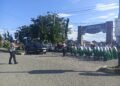 Sat Lantas Polres Sarmi Kawal Lomba Gerak Jalan Sambut HUT RI ke-81