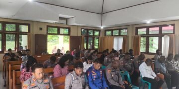 Sirami Iman, Kokohkan Pengabdian: Personel Polres Sarmi Ikuti Ibadah Bintal Kristen