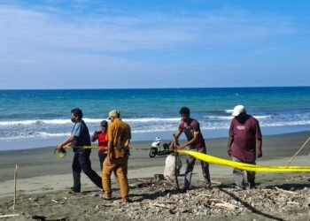 Temukan Warga Meninggal di Pantai Narge, Unit Reskrim Polsek Sarmi Kota di backup Tim Identifikasi Sat Reskrim Polres Sarmi Bergerak Cepat