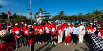 Semarak HUT RI ke-81, Polres Sarmi Meriahkan Jalan Santai Berhadiah Bersama Masyarakat