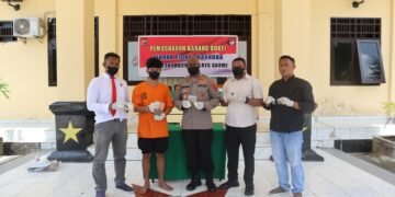 Sat Resnarkoba Polres Sarmi Gelar Press Release Pemusnahan Barang Bukti Ganja