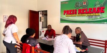 Dua Tersangka Narkotika Dilimpahkan, Satresnarkoba Polres Sarmi Pastikan Proses Hukum Berlanjut