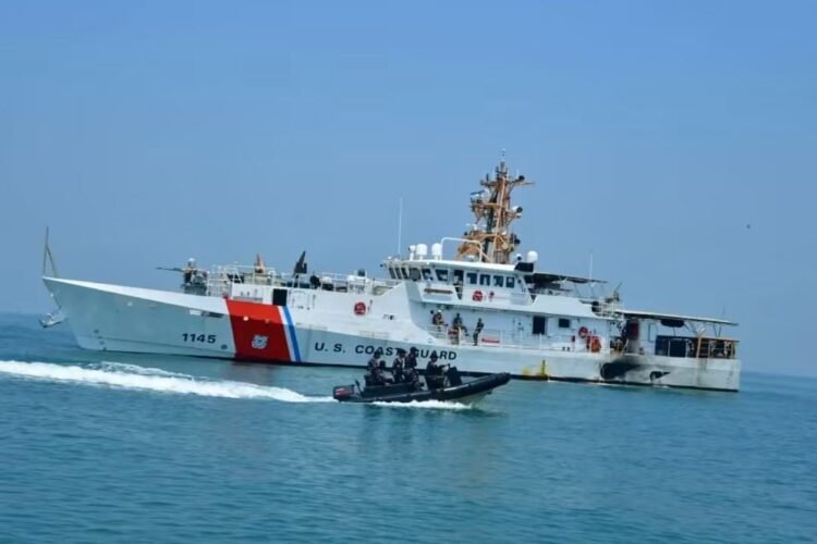 Latihan Pengenalan Alat Penyelamatan Kapal Perkuat Kemampuan TNI dan Unsur Maritim AS