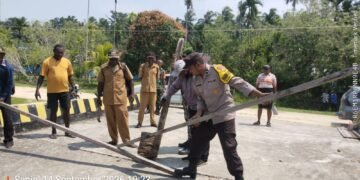 Polsek Pantai Barat Respons Cepat Pemalangan Kantor Distrik, Polisi Kedepankan Mediasi