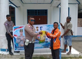 Sambut Hari Lalu Lintas Bhayangkara ke-71, Sat Lantas Polres Sarmi Berbagi Kepedulian di Gereja Efata