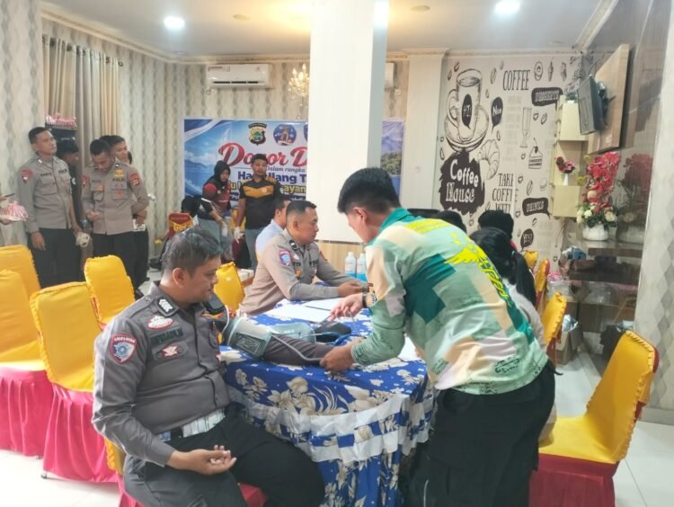 Sambut HUT Lalu Lintas ke-71, Ditlantas Polda Papua Barat Gelar Donor Darah