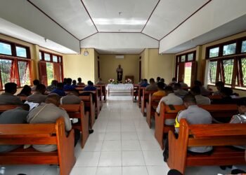 Melalui Binroh Nasrani, Polres Sarmi Perkuat Iman dan Semangat Melayani Masyarakat