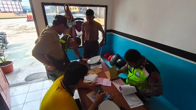 Jelang Ops Patuh 2026, Polres Kaimana Tertibkan Kendaraan Personel, 19 Kendaraan Ditindak Tilang