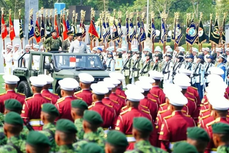 Presiden Prabowo Anugerahkan Tanda Kehormatan Bintang Mahaputera kepada Tujuh Tokoh TNI