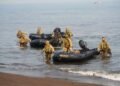 Jelang Demo Pendaratan Amfibi, TNI–ADF Mantapkan Latihan di Pantai Banongan