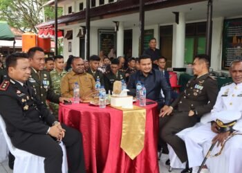 Hangat dan Penuh Kekeluargaan, Kapolres Sarmi Hadiri Syukuran HUT TNI ke-81