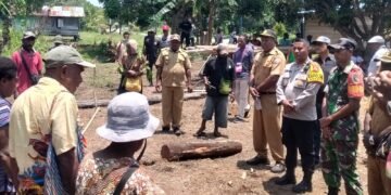 Kapolsek Bonggo Hadiri Momen Bersejarah Pemancangan Tiang Pertama Rumah Adat Suku Mayabona