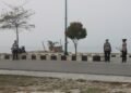 Polisi Bersama Masyarakat, Polres Fakfak Ikut Sholat Istisqa dan Pastikan Kegiatan Berjalan Aman