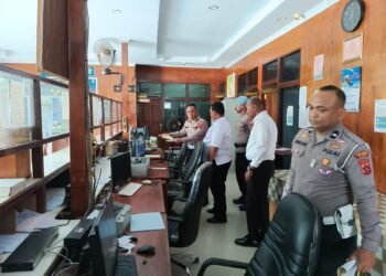 Polres Sarmi Lakukan Pengawasan Internal Pelayanan Samsat dan Satpas, Pastikan Transparansi Tarif PNBP