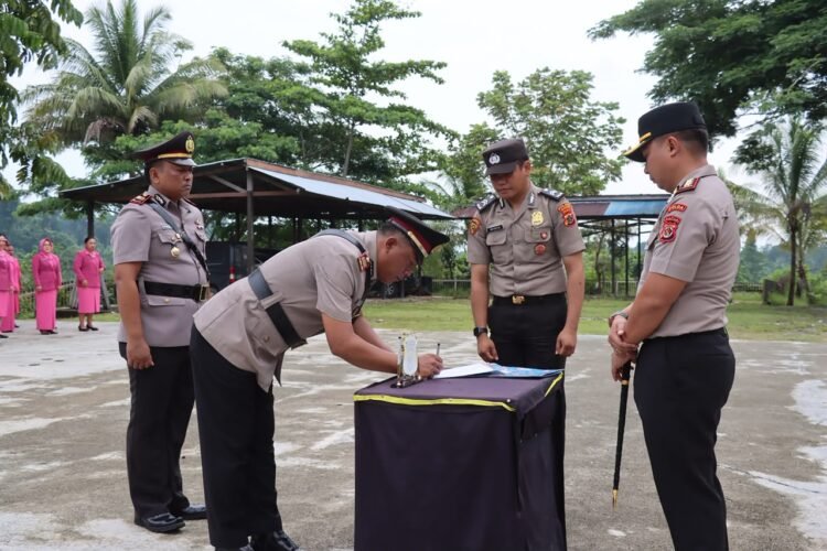 Momen Penyegaran Organisasi, Kapolres Sarmi Pimpin Sertijab Dan Penyerahan Jabatan