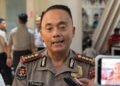 Sambut HUT Humas Polri ke-75, Bidhumas Polda Papua Barat Lanjutkan Rangkaian Bakti Sosial dengan Donor Darah Dan Pemeriksaan Mata Serta Pembagian 80 Kacamata Gratis