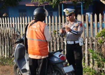 Hari Keempat Operasi Patuh Cartenz 2026, Satlantas Polres Sarmi Masih Temukan Pelanggar Tanpa Helm Dan Kelengkapan Surat Kendaraan