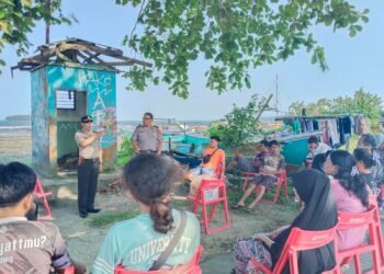 Dekat Dengan Masyarakat Pesisir, Wakapolres Sarmi Gelar (Poliran) Dan Ajak Pemuda Jaga Kamtibmas